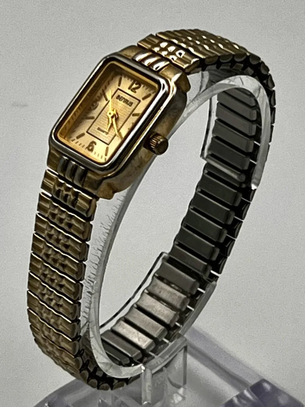 Benrus BN201L Ladies Watch Gold tone Rectangular Flexible Bracelet Working